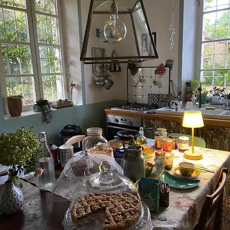 Ostria Vento Bed & Breakfast *