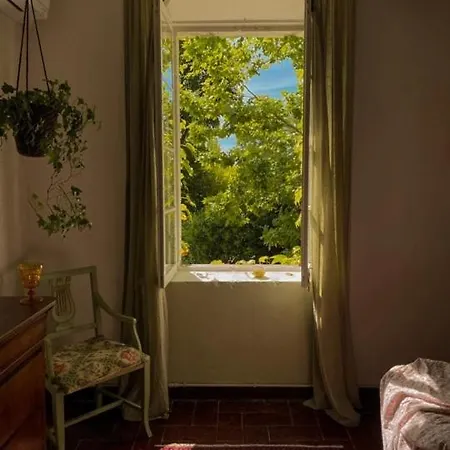 Ostria Vento Bed & Breakfast Medesano