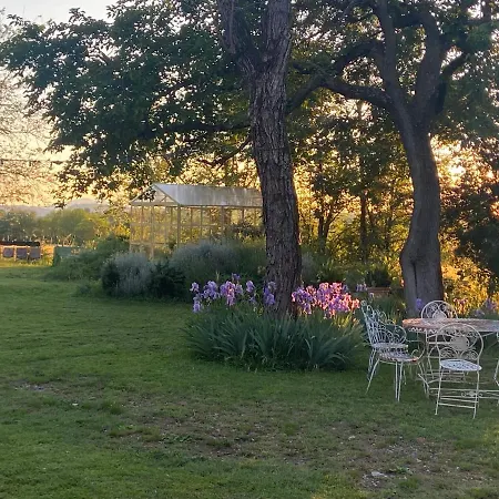 Ostria Vento Bed & Breakfast